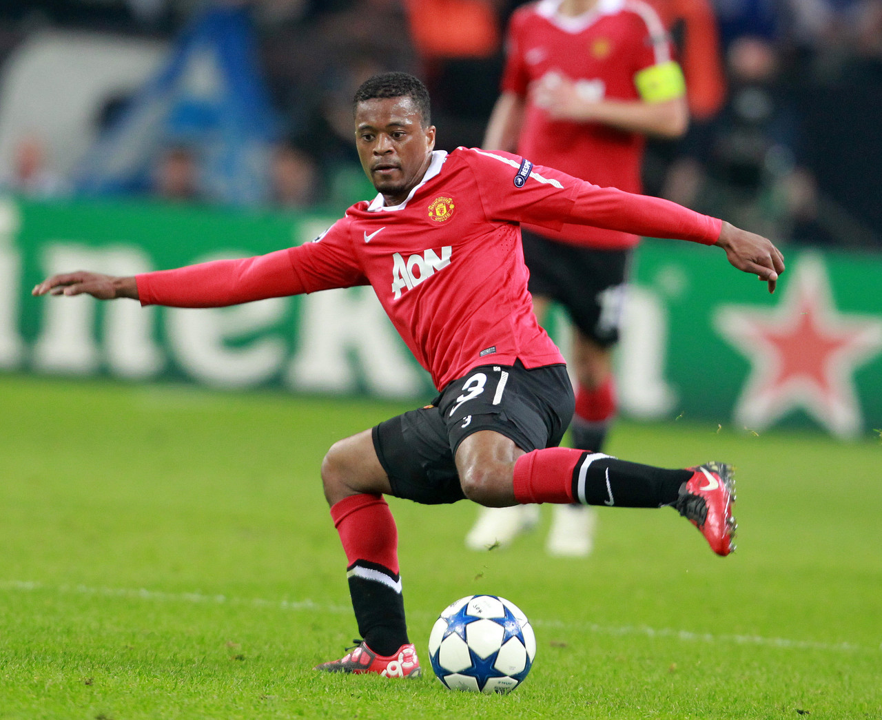 NBA历史以奖杯论英雄，谁的奖杯最多？.